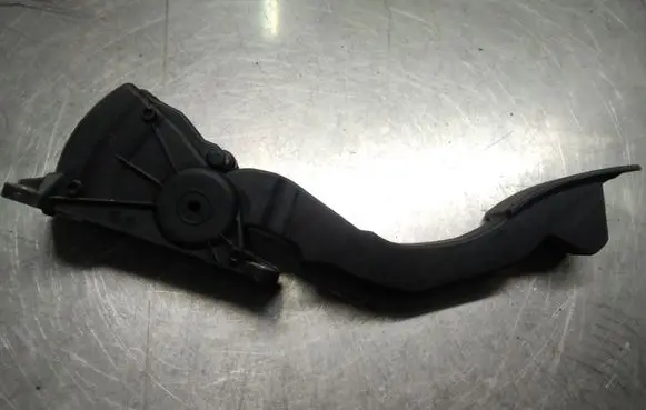 Volvo S40 Accelerator pedal position sensor 4M519F836BH 6PV00864103