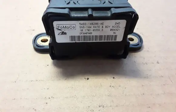 Jaguar S-Type ESP acceleration yaw rate sensor 5W9314B296AE 10170103593