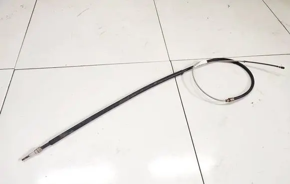 Handbrake/parking brake wiring cable