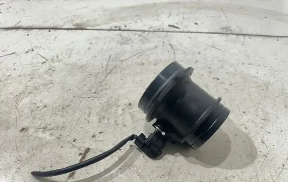 Audi Q7 4L Mass air flow meter 059906461N