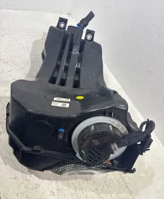 Audi Q7 4M AdBlue liquid reservoir 4M0131878 4077002