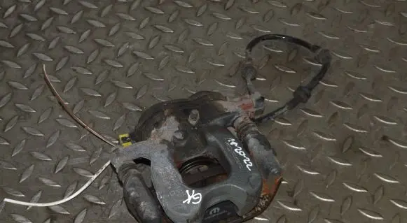 Fiat 500X Rear brake caliper