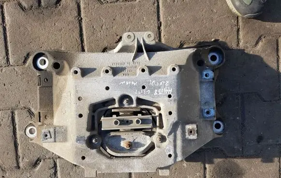 Audi A4 S4 B8 8K Gearbox mounting bracket 8K0399263BL