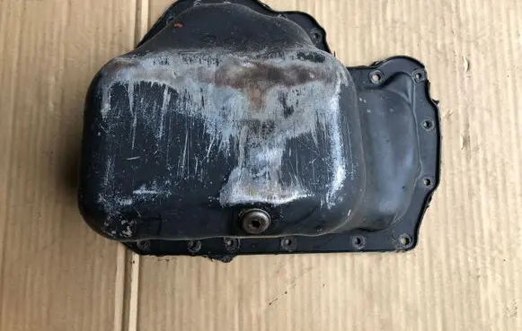 Volkswagen Polo IV 9N3 Oil sump 03D103602G