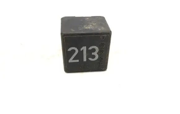 Audi A5 8T 8F Other relay 443951253J