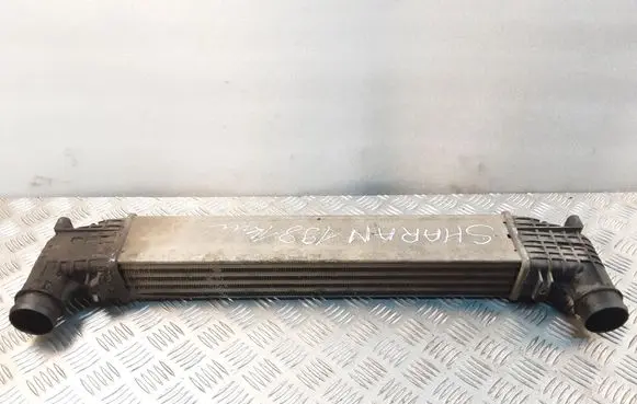 Volkswagen Sharan Intercooler radiator 7M0145805