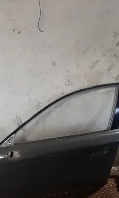 Lexus IS 220D-250-350 Front door JTHBB262702021213