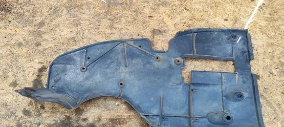 Lexus IS 220D-250-350 Engine splash shield/under tray 5839853020