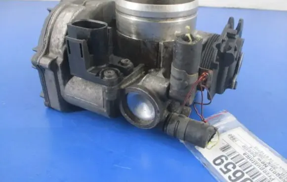 Volkswagen New Beetle Throttle body valve 06A133064H