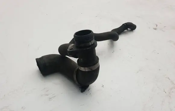 BMW 2 F22 F23 Engine coolant pipe/hose 7639998