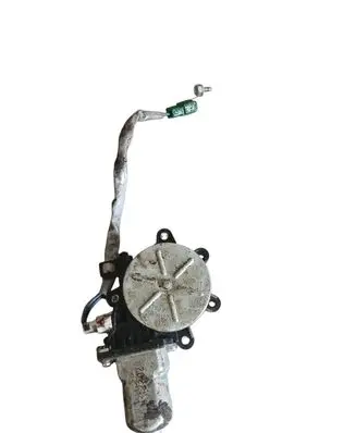 Subaru Forester SG Rear door window regulator motor 