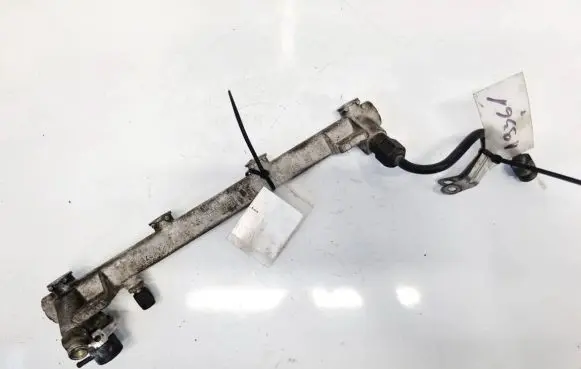 Opel Omega B1 Fuel main line pipe 5WK90531 90411552
