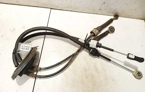 Gear shift cable linkage