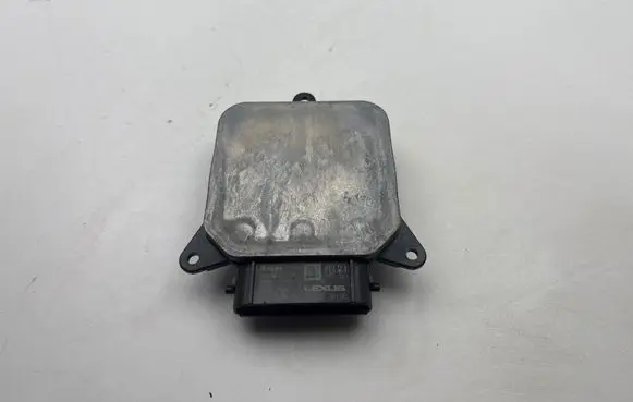 Lexus UX Xenon control unit/module 8990876100