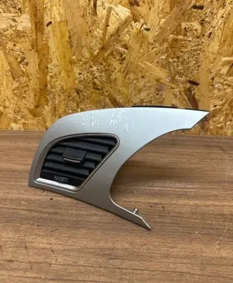 Audi A5 Sportback 8TA Dashboard side air vent grill/cover trim 8T1820901C
