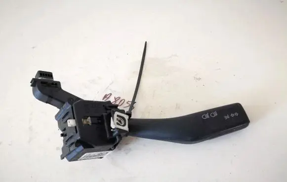 Skoda Octavia Mk2 (1Z) Indicator stalk 1k0953513