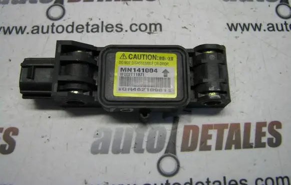 Mitsubishi Grandis Airbag deployment crash/impact sensor MN141004