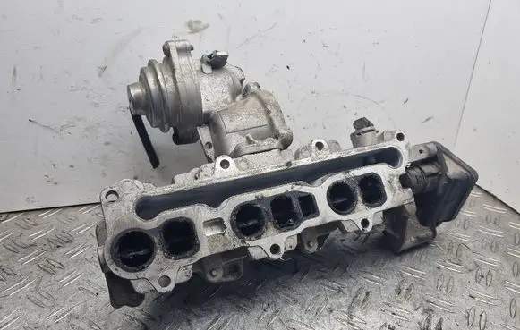 Smart ForFour I Intake manifold A6390900537 A6401401060 A6401500294