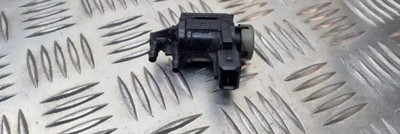 Audi A4 S4 B6 8E 8H Turbo solenoid valve 1J0906283A