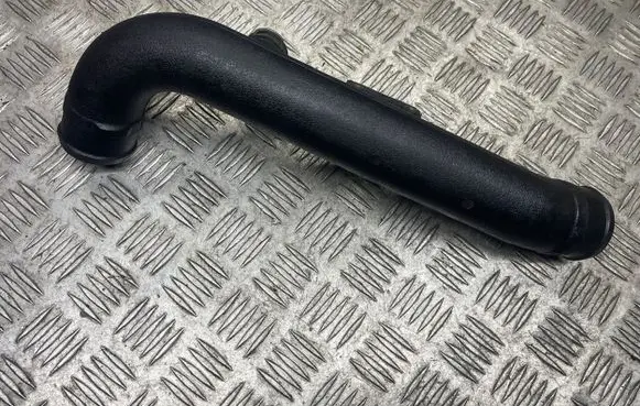Audi A4 S4 B5 8D Intercooler hose/pipe 8D0145840A 546990