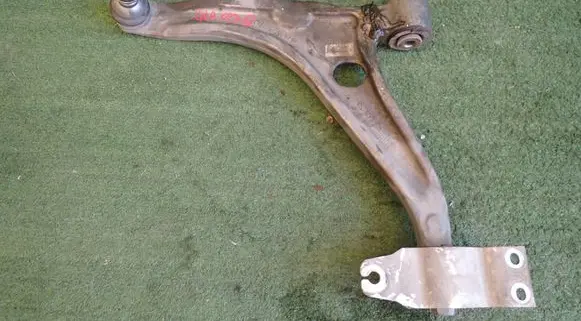 Mercedes-Benz GLA H247 Front lower control arm/wishbone 