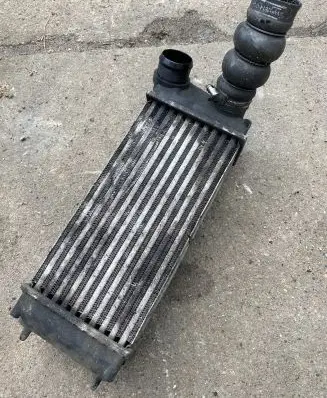 Citroen C4 I Picasso Intercooler radiator 9648551880 IA1401 876923JF