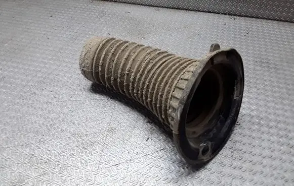 Land Rover Freelander Rear strut damper dust cover boot 