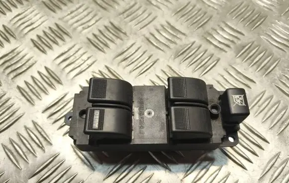 Mazda 2 Electric window control switch DD1066350B 05074535 10082009
