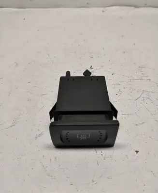 Volkswagen Golf IV Windscreen/window heater switch 1J0959621