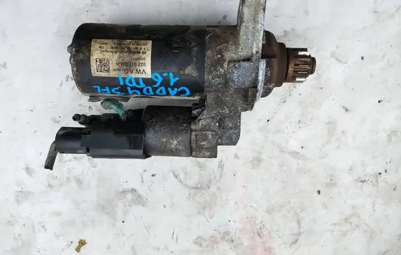 Volkswagen Caddy Starter motor 02Z911024H