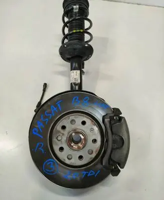 Volkswagen PASSAT B8 Front wheel hub spindle knuckle 3Q0413031BN 5Q0407258A