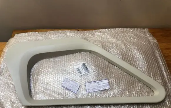 Fiat Ducato Front door glass trim molding 1308564070