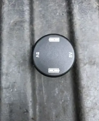 Land Rover Discovery 5 USB socket connector FK7219010AB