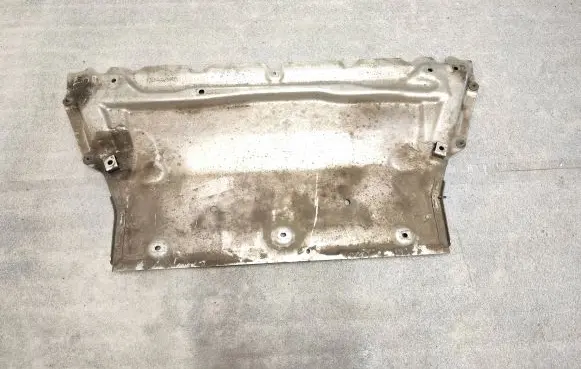 Audi A5 Engine splash shield/under tray 8w7825235c 100Z1 9007M19
