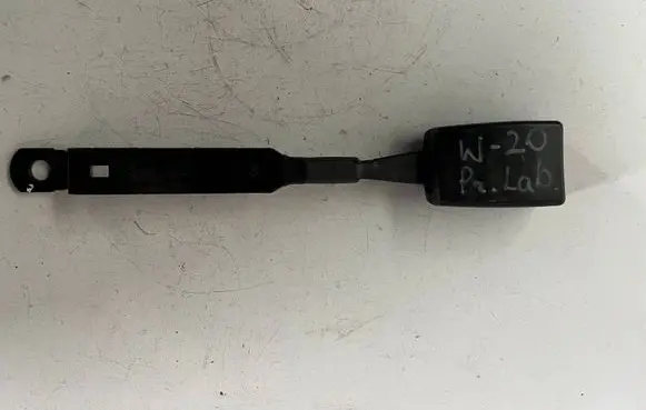 Volkswagen Caddy Front seatbelt buckle 2K0857877 2049 133046821
