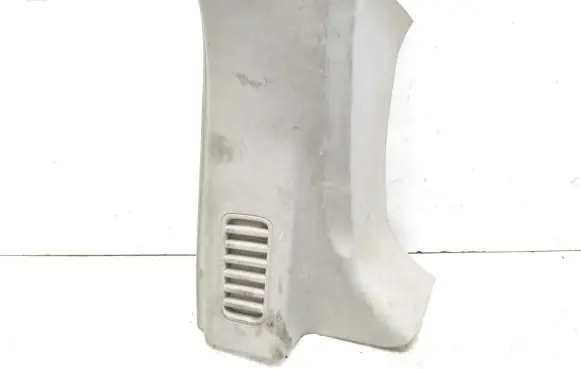 (D)pillar trim (top)