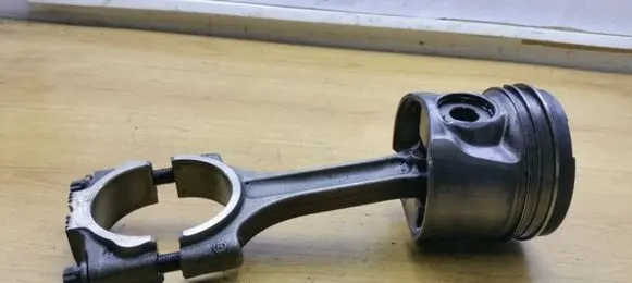 Volvo XC90 Piston 