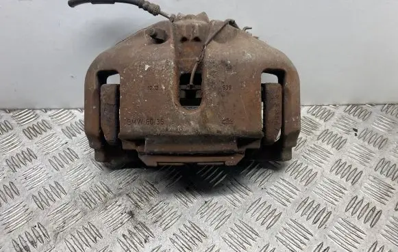 BMW 5 GT F07 Front brake caliper
