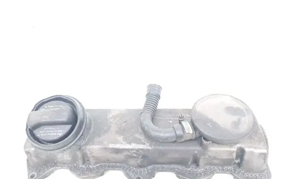 Volkswagen Bora Rocker cam cover 038103475D