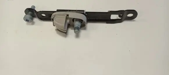 Chrysler Pacifica Seat belt adjustment rail 34203578A 5LA64PD2AB