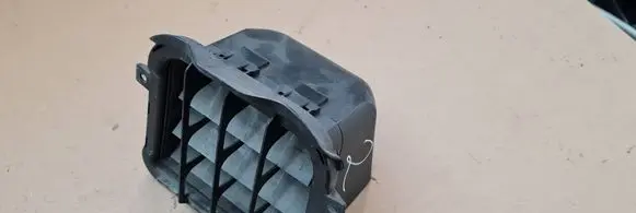 Audi Q5 SQ5 Quarter panel pressure vent 8K0819161B