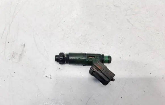 Mazda 323 F Fuel injector 195500-3040