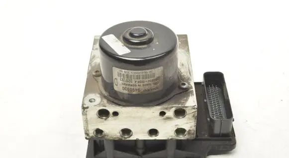 Volvo S80 ABS Pump 9496930