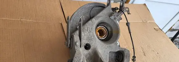 Jaguar XE Rear wheel hub