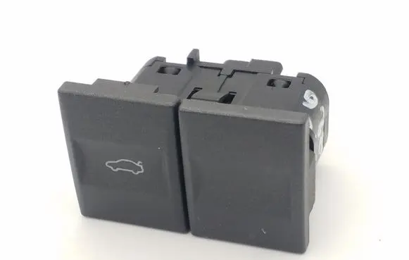 Ford Mondeo Mk III Tailgate opening switch 3S7T19B514AC