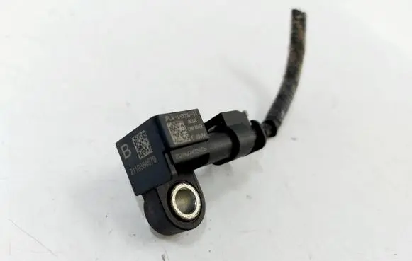 Land Rover Defender Airbag deployment crash/impact sensor JPLA-14B006-DA