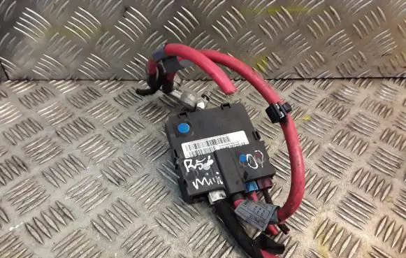 Mini One - Cooper Coupe R56 Fuse box set 9136725