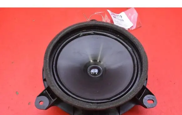 Toyota Yaris Cross Subwoofer speaker 861600D450