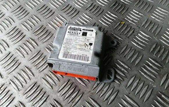 Renault Scenic I Airbag control unit/module 7700437471A 550803800 7700437471