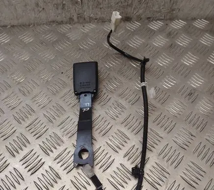 Toyota Auris E180 Front seatbelt buckle E034501